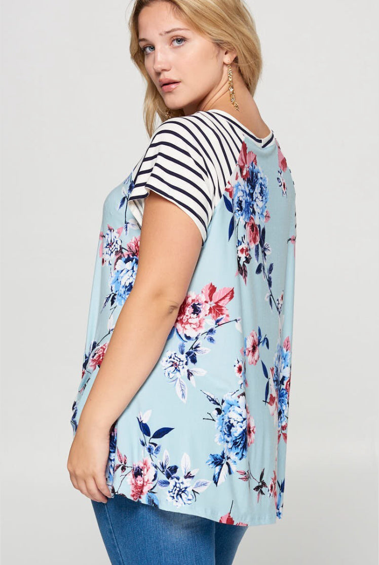 Plus-Size Floral Printed Top